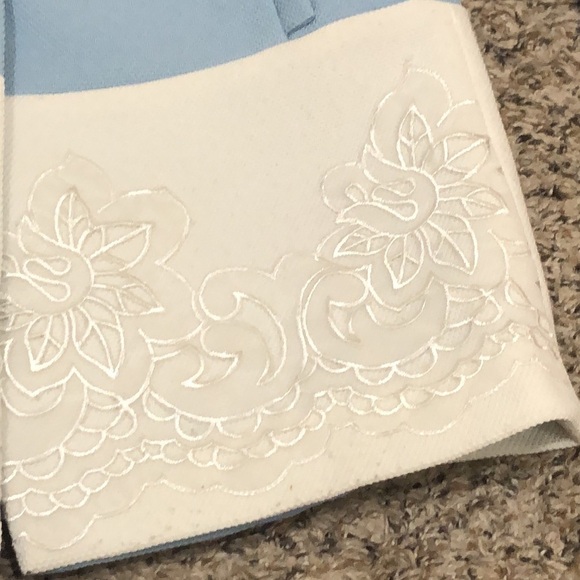 Vintage Jacket Size XS Pastel Blue Floral Embroidery - Picture 4 of 13